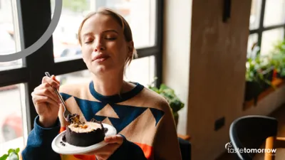 Най-горещите шоколадови тенденции за 2025 г. - Устойчиво земеделие, нутриентен баланс на растителна основа и мощни съставки